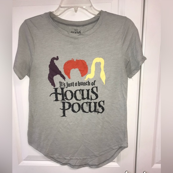Hocus Pocus Disney Junior Size Licensed Super Soft T-Shirt New Medium.